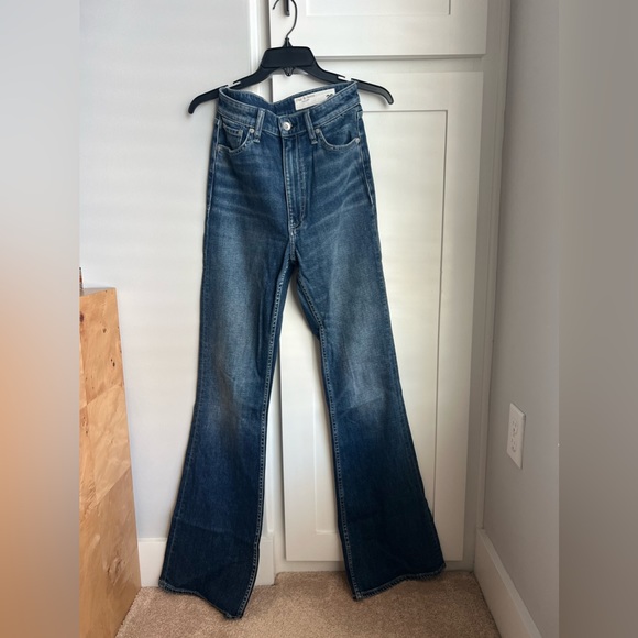 Rag and bone Casey high rise flare in size 26 - Picture 3 of 4